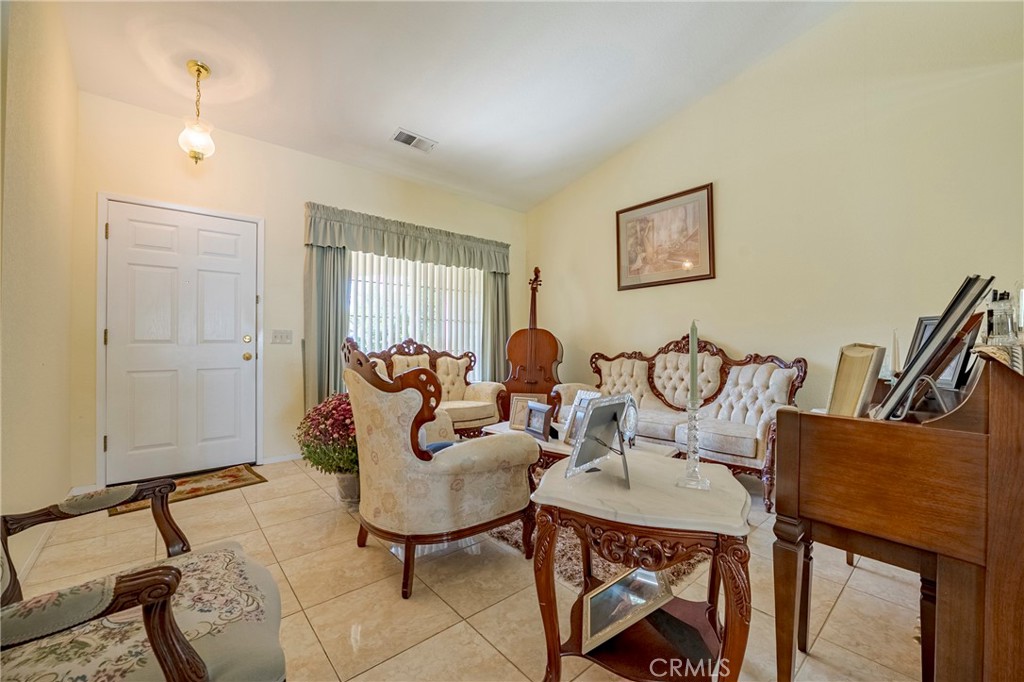 1423 Hunters, Merced, CA 95340
